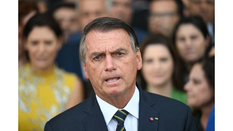 Bolsonaro depõe à PF por três horas sobre joias sauditas