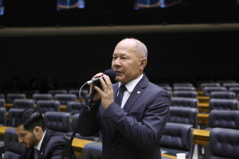 Coronel Chrisóstomo critica prisões de generais e cobra posicionamento do Comandante do Exército
